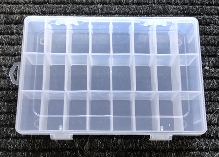 Organizer 24-Compartm. plastic adjustable, semi-transparent, per